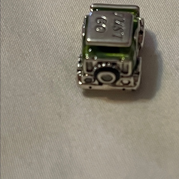 Green and Silver Jeep Charm 925 Sterling Silver - Picture 12 of 13